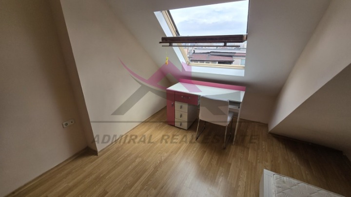 Продава 3-СТАЕН, гр. Варна, Цветен квартал, снимка 6 - Апартаменти - 54788495