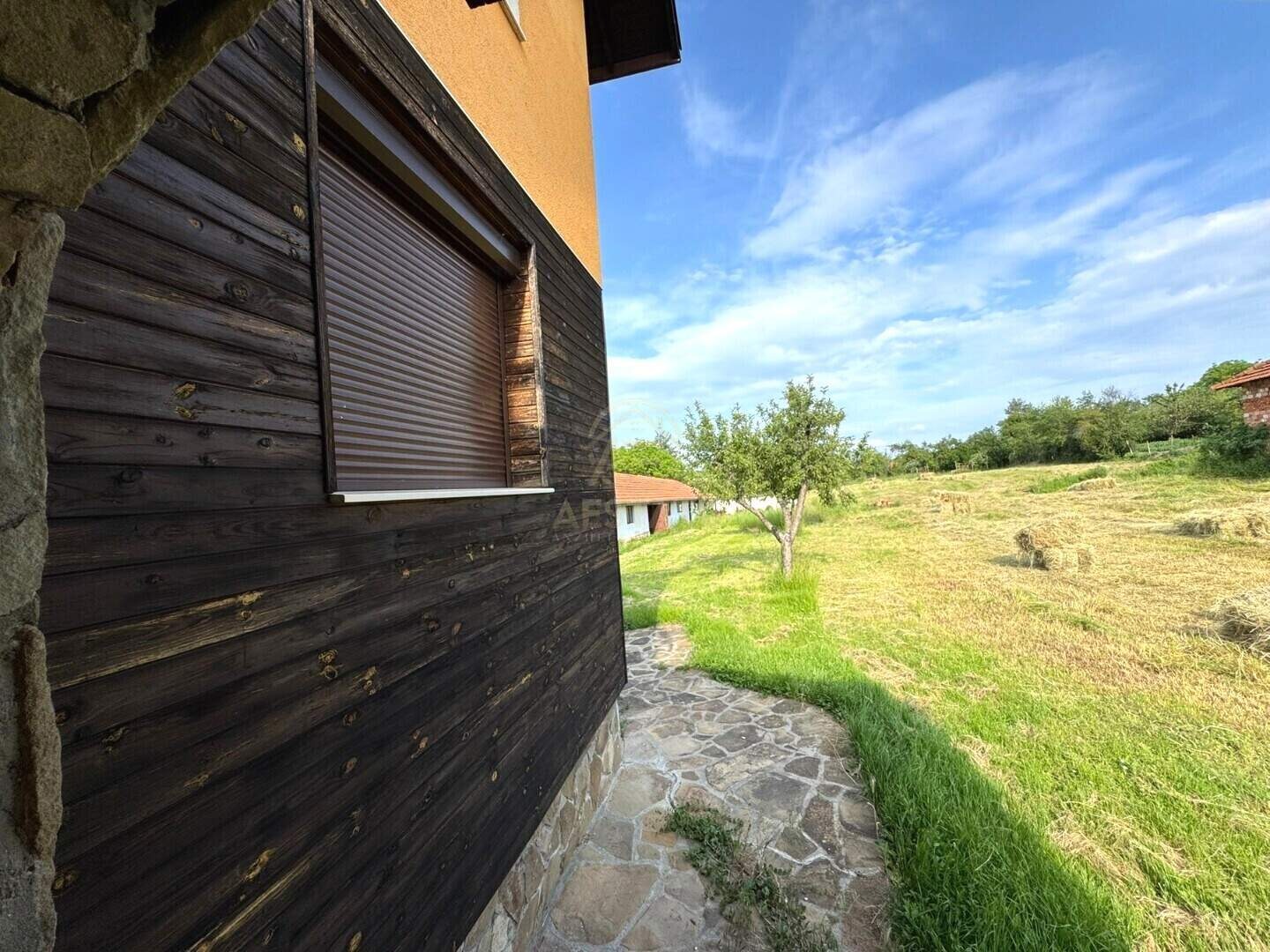Продава КЪЩА, с. Радювене, област Ловеч, снимка 16 - Къщи - 54760383