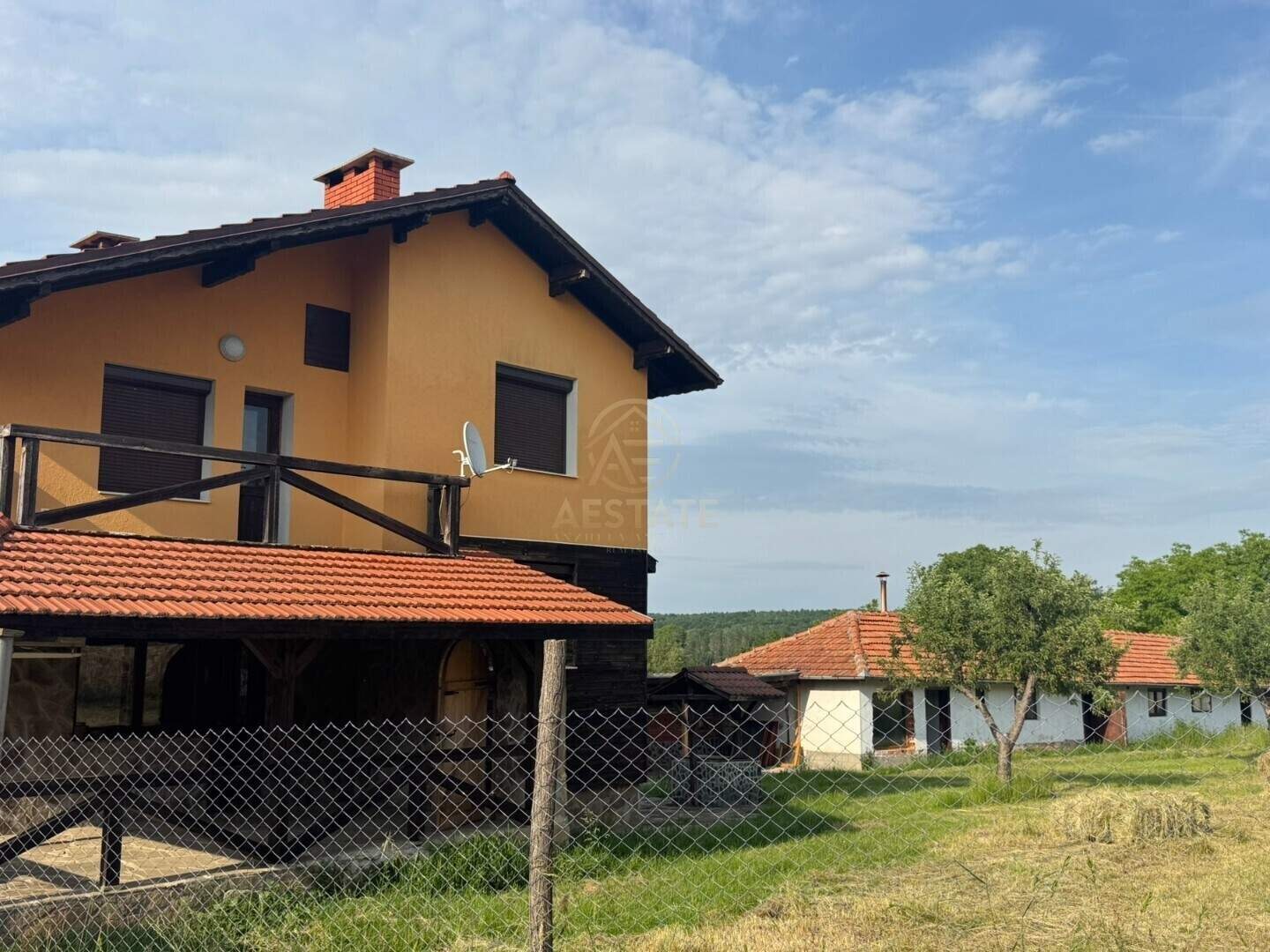 Продава КЪЩА, с. Радювене, област Ловеч, снимка 2 - Къщи - 54760383