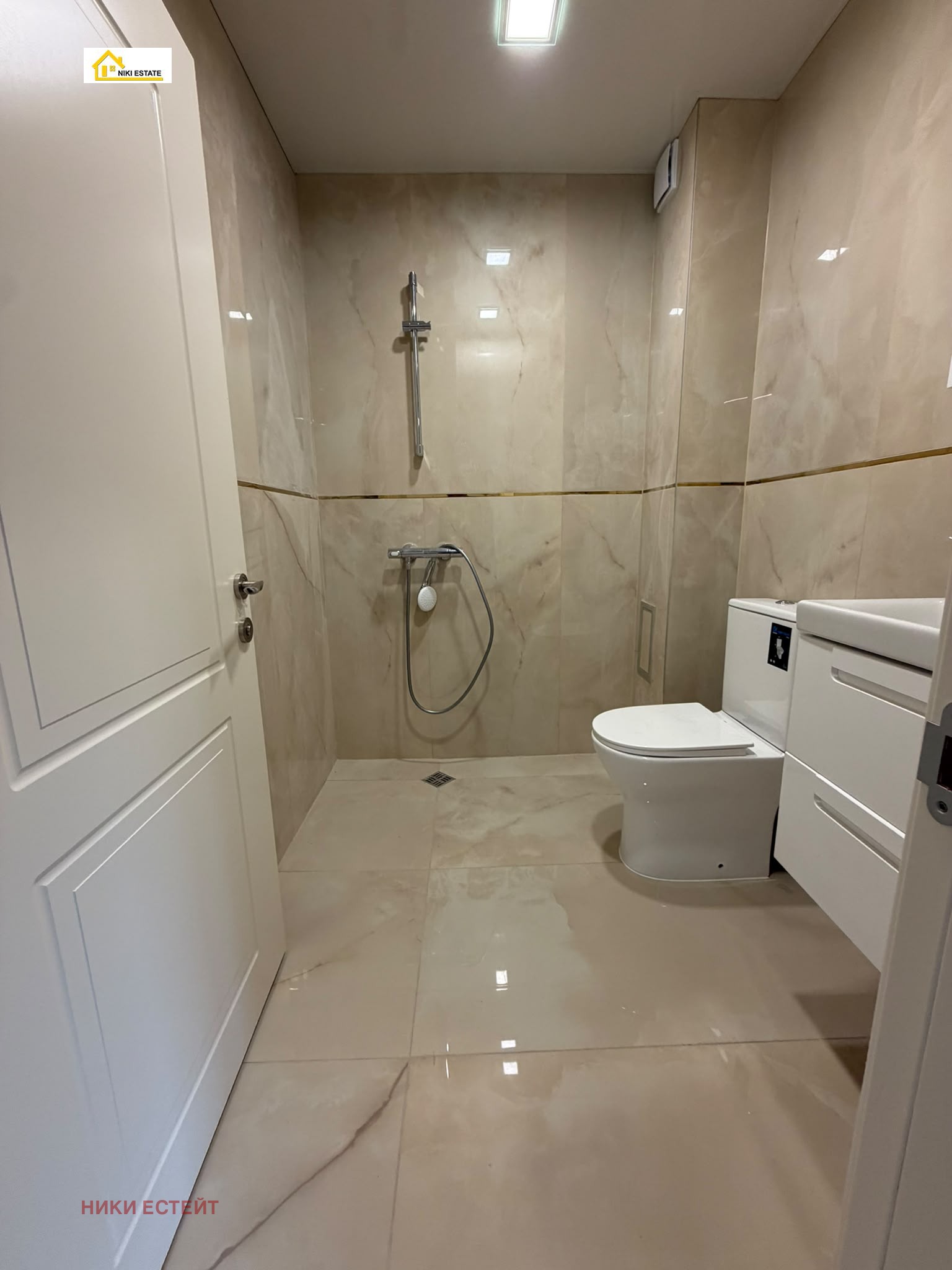 Продава БИЗНЕС ИМОТ, гр. Варна, Левски 1, снимка 2 - Други - 55648396