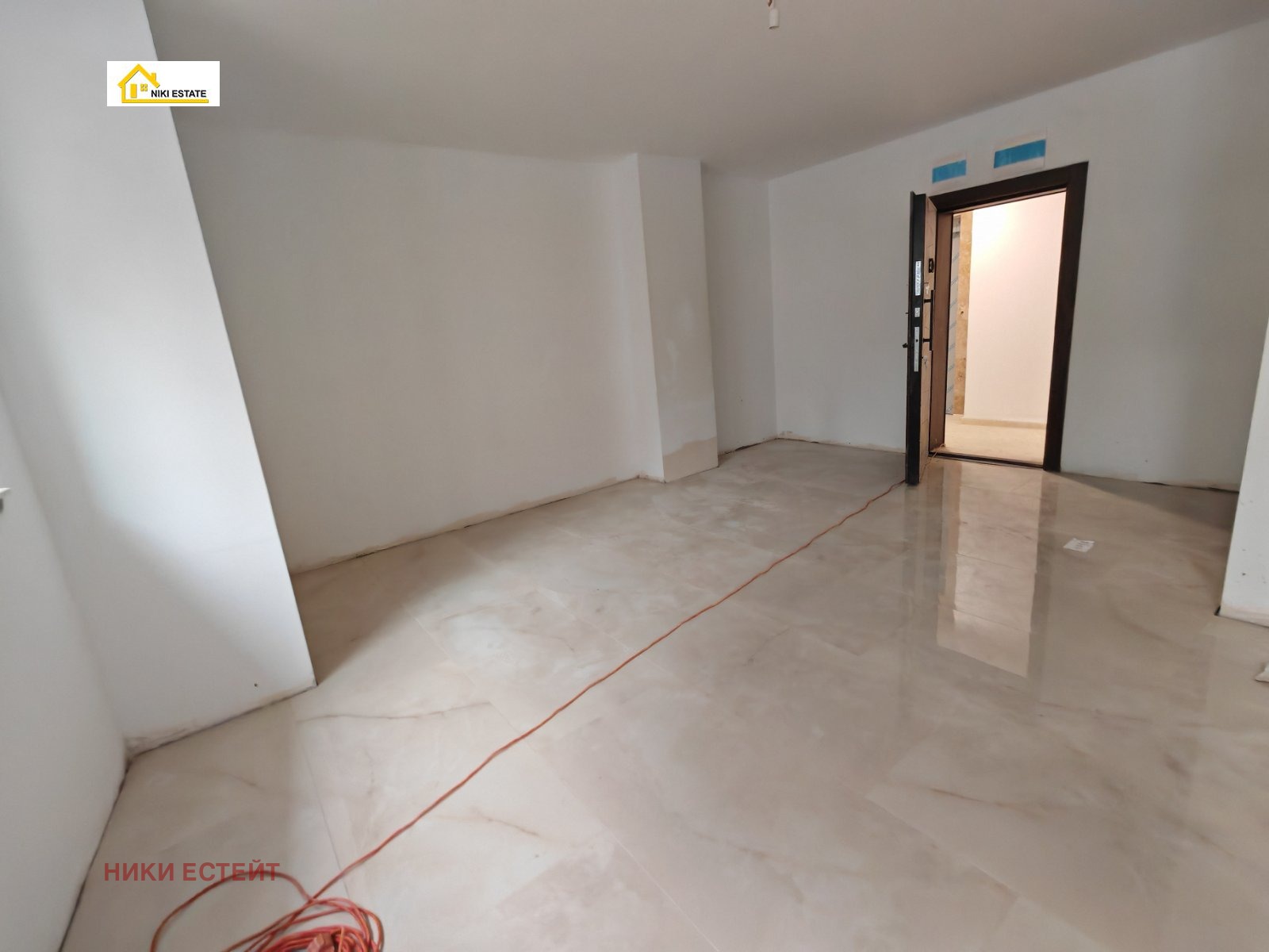 Продава ОФИС, гр. Варна, Левски 1