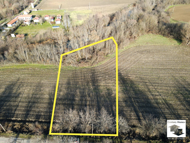 Продава ПАРЦЕЛ в област Велико Търново, с. Долни Марян - 2800 кв.м / 15 000 € » 29 337.45 лв., СЕНТЧЪРИ ХОУМС