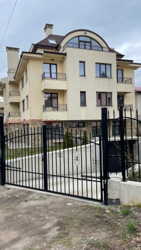 Продажба на имоти в Карпузица, град София — страница 2 - изображение 2 