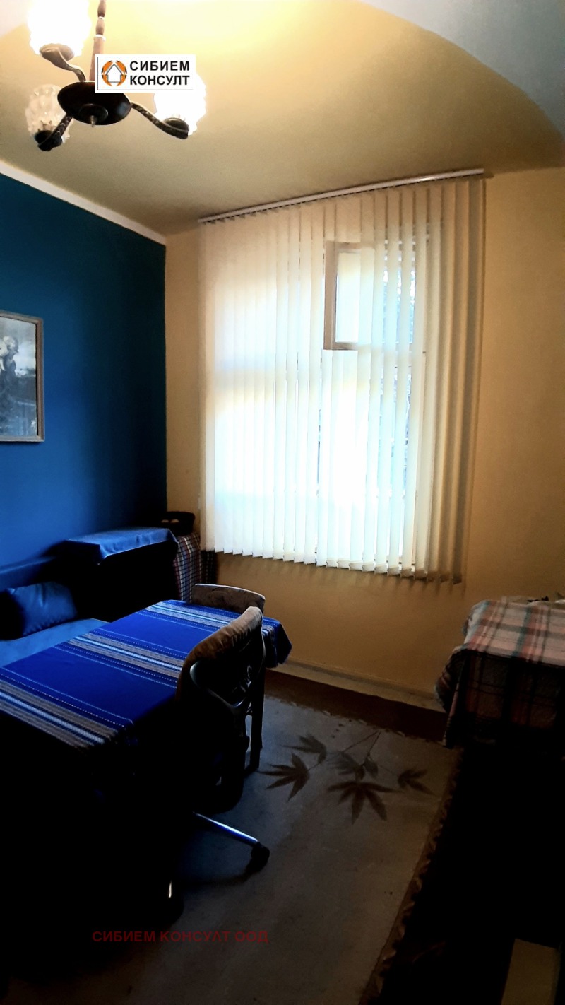 Продава  3-стаен град София , Център , 86 кв.м | 13400655 - изображение [10]