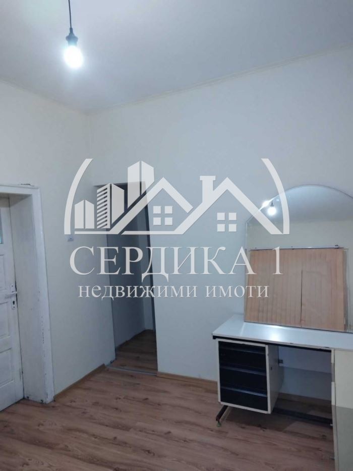 Продава ЕТАЖ ОТ КЪЩА, гр. Самоков, област София област, снимка 11 - Етаж от къща - 54363283