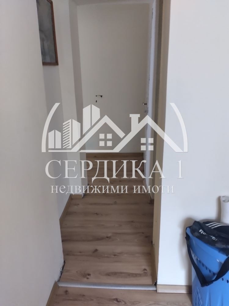 Продава ЕТАЖ ОТ КЪЩА, гр. Самоков, област София област, снимка 7 - Етаж от къща - 54363283