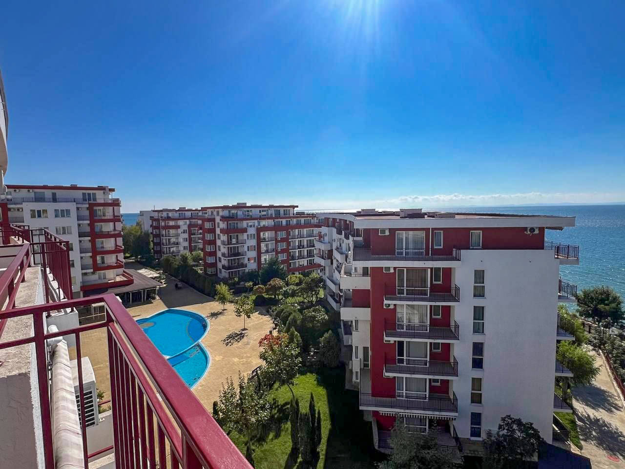 Продава 2-СТАЕН, гр. Свети Влас, област Бургас