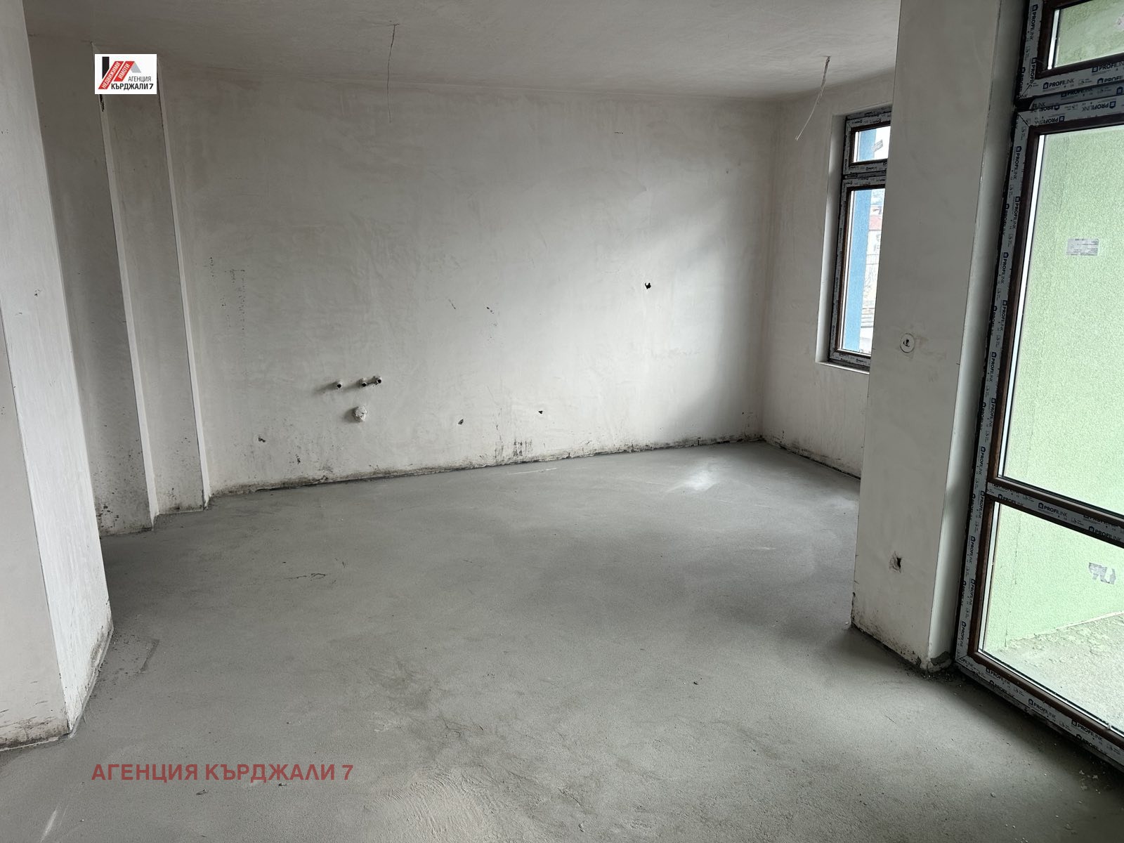 Продава 2-СТАЕН, гр. Кърджали, Възрожденци, снимка 3 - Апартаменти - 54362389