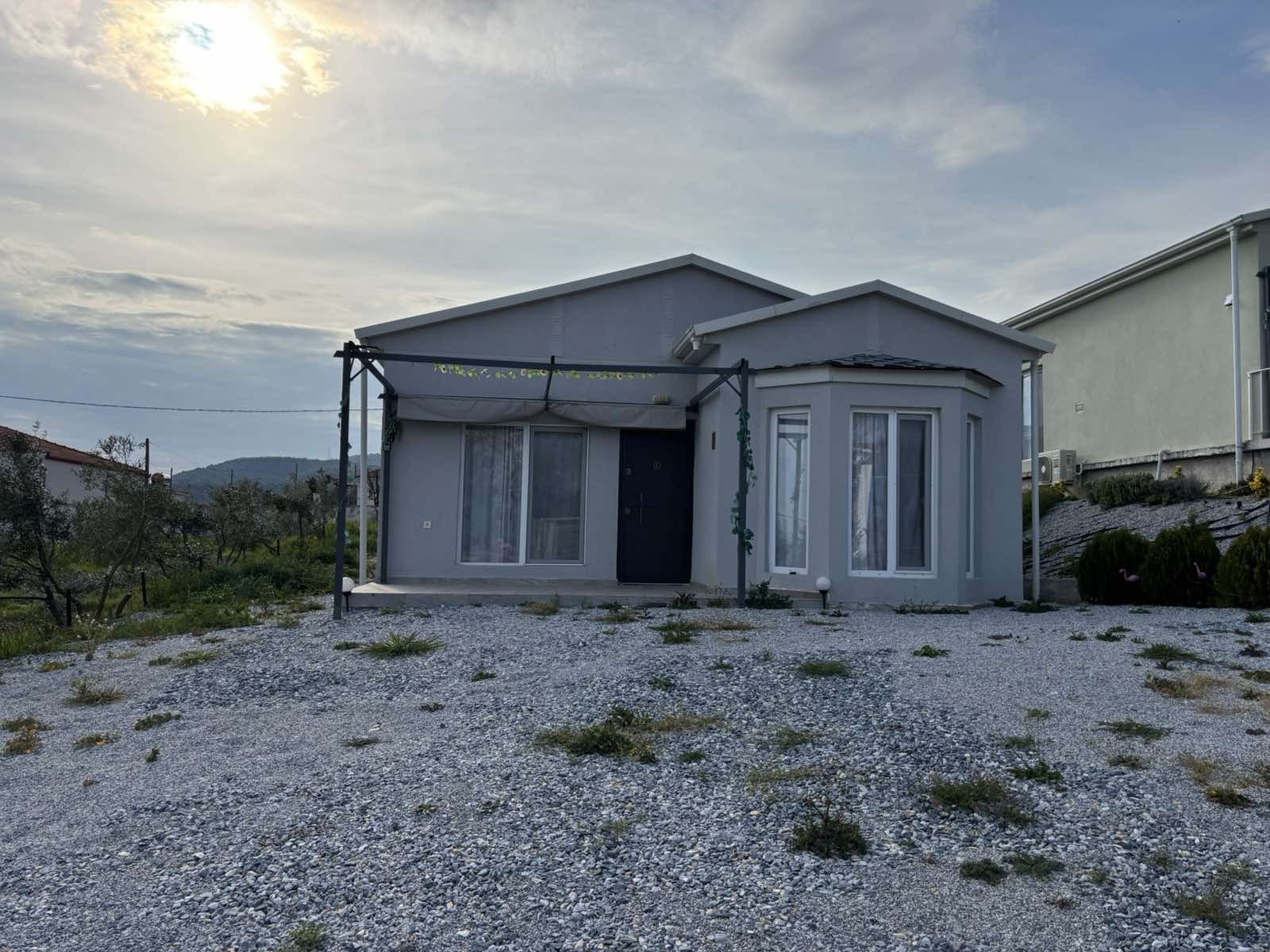 Продава КЪЩА, Извън страната, област Извън страната