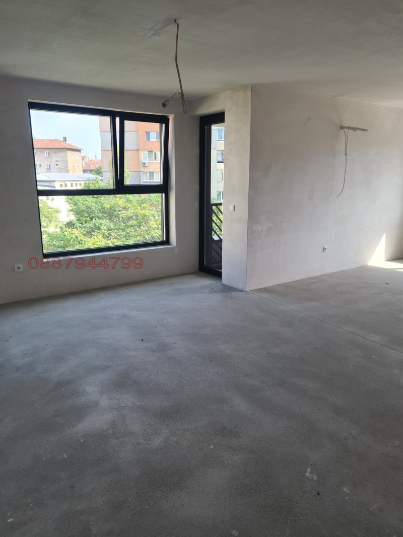 In vendita  2 camere da letto Sofia , Zona B-5-3 , 154 mq | 87503639 - Immagine [10]