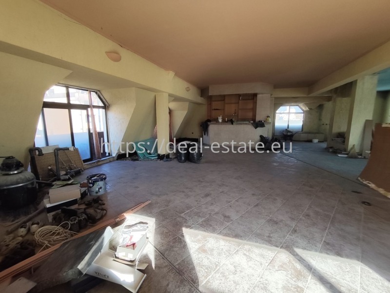 Продава МНОГОСТАЕН, гр. Благоевград, Широк център, снимка 8 - Апартаменти - 52414804