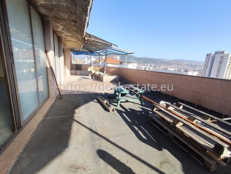 Продава МНОГОСТАЕН, гр. Благоевград, Широк център, снимка 10 - Апартаменти - 52414804