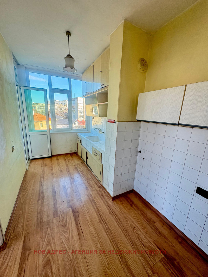 Продава МНОГОСТАЕН, гр. Търговище, Център, снимка 10 - Апартаменти - 52500534