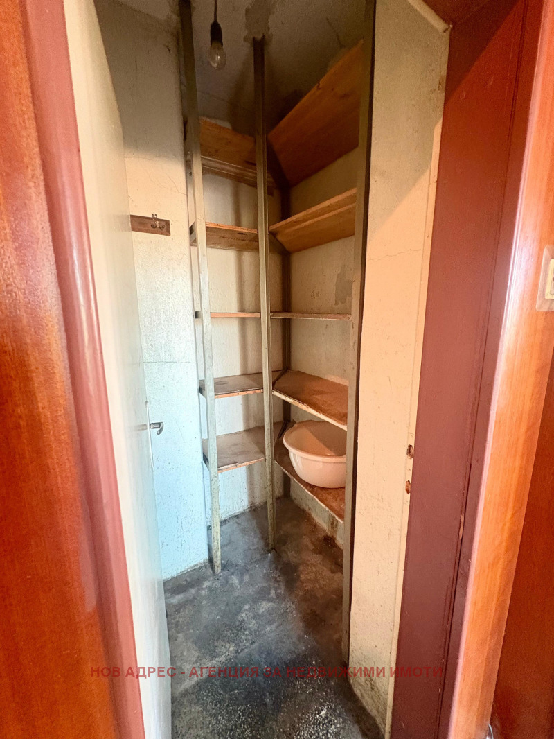 Продава МНОГОСТАЕН, гр. Търговище, Център, снимка 16 - Апартаменти - 52500534