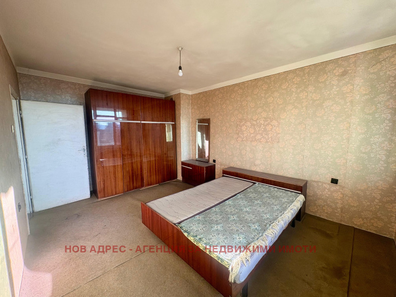 Продава МНОГОСТАЕН, гр. Търговище, Център, снимка 6 - Апартаменти - 52500534