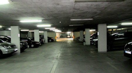 Продава ГАРАЖ, ПАРКОМЯСТО, гр. Варна, Цветен квартал