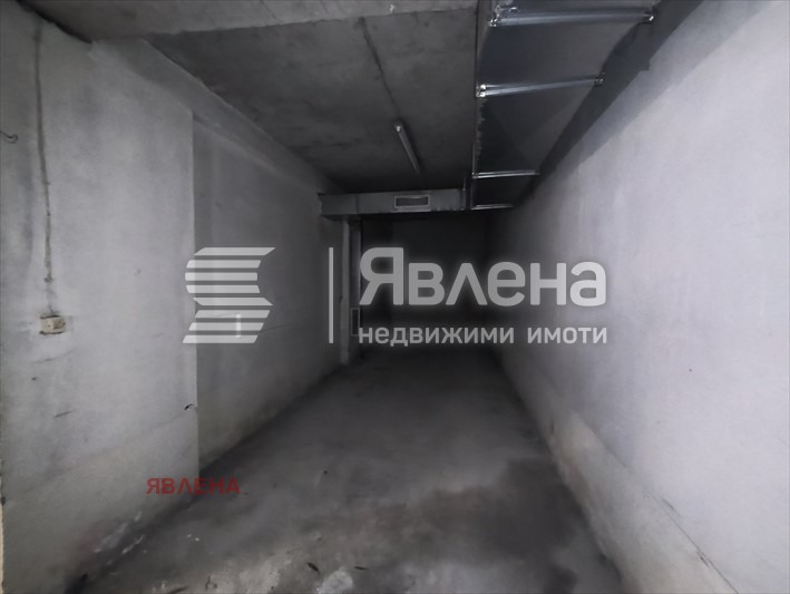 Продава ГАРАЖ, ПАРКОМЯСТО, гр. София, Люлин 8, снимка 2 - Гаражи и паркоместа - 54335260