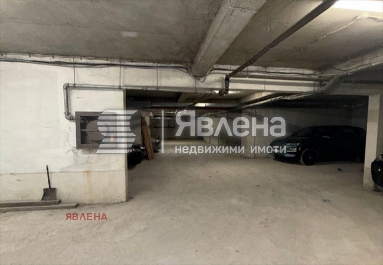 Продава ГАРАЖ, ПАРКОМЯСТО, гр. София, Люлин 8, снимка 3 - Гаражи и паркоместа - 54335260