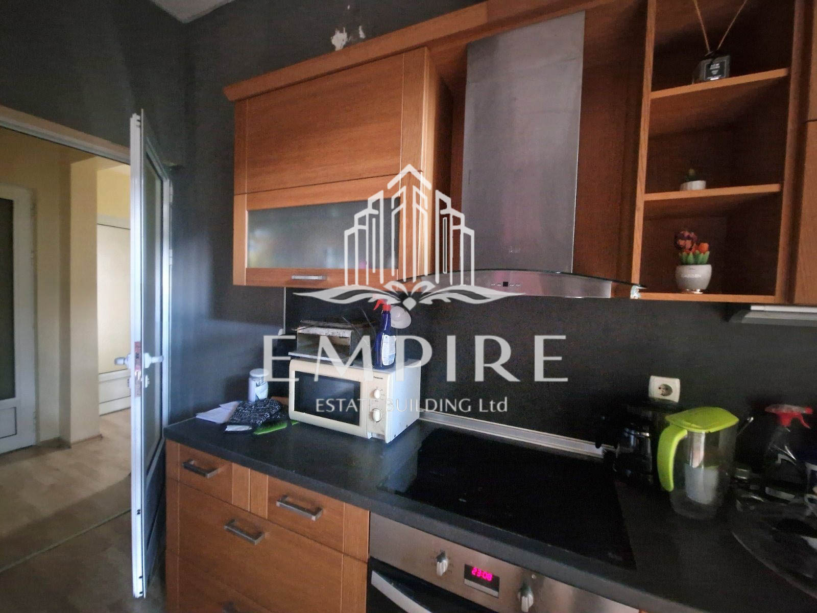 Продава МНОГОСТАЕН, гр. София, Център, снимка 2 - Апартаменти - 52145355