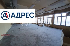 Βιομηχανικό κτίριο Προμητσλενα ζονα - Ζαπαδ, Ραζγραδ 8