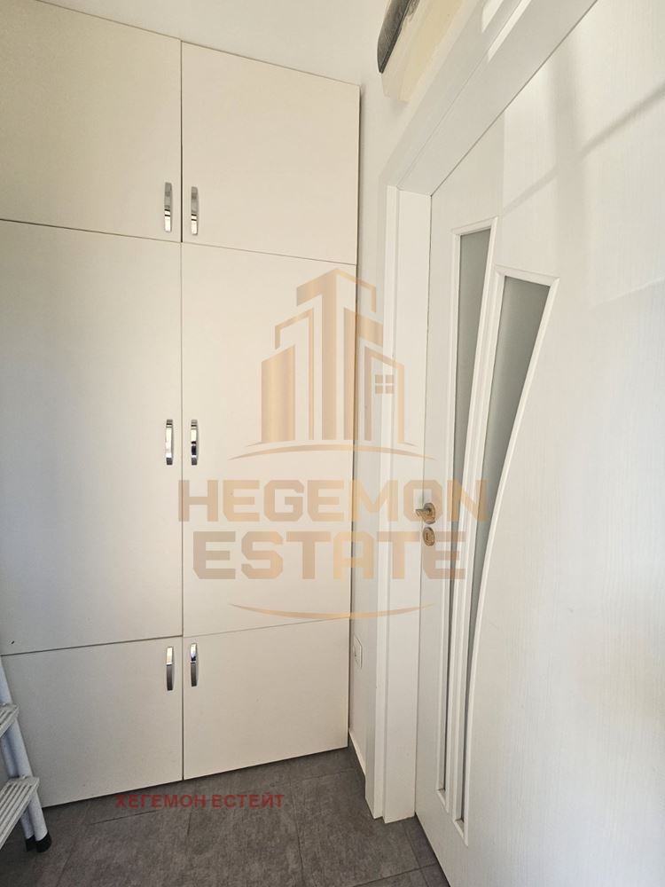 Продава  1-стаен град Варна , Възраждане 2 , 32 кв.м | 68518100 - изображение [8]