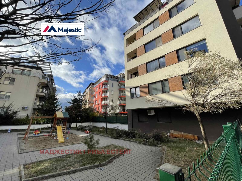 Til salgs  1 soverom Sofia , Mladost 1 , 61 kvm | 26440901