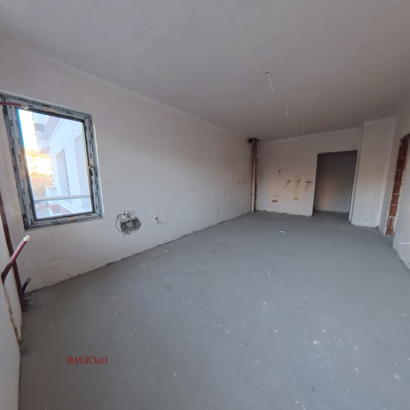 Продава 2-СТАЕН, гр. Перник, Изток, снимка 2 - Апартаменти - 52266020