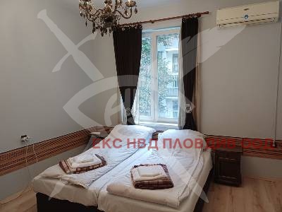 Продава 3-СТАЕН, гр. Пловдив, Център, снимка 8 - Апартаменти - 54348512