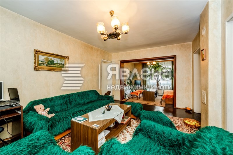 Продава 3-СТАЕН, гр. София, Редута, снимка 2 - Апартаменти - 54435761