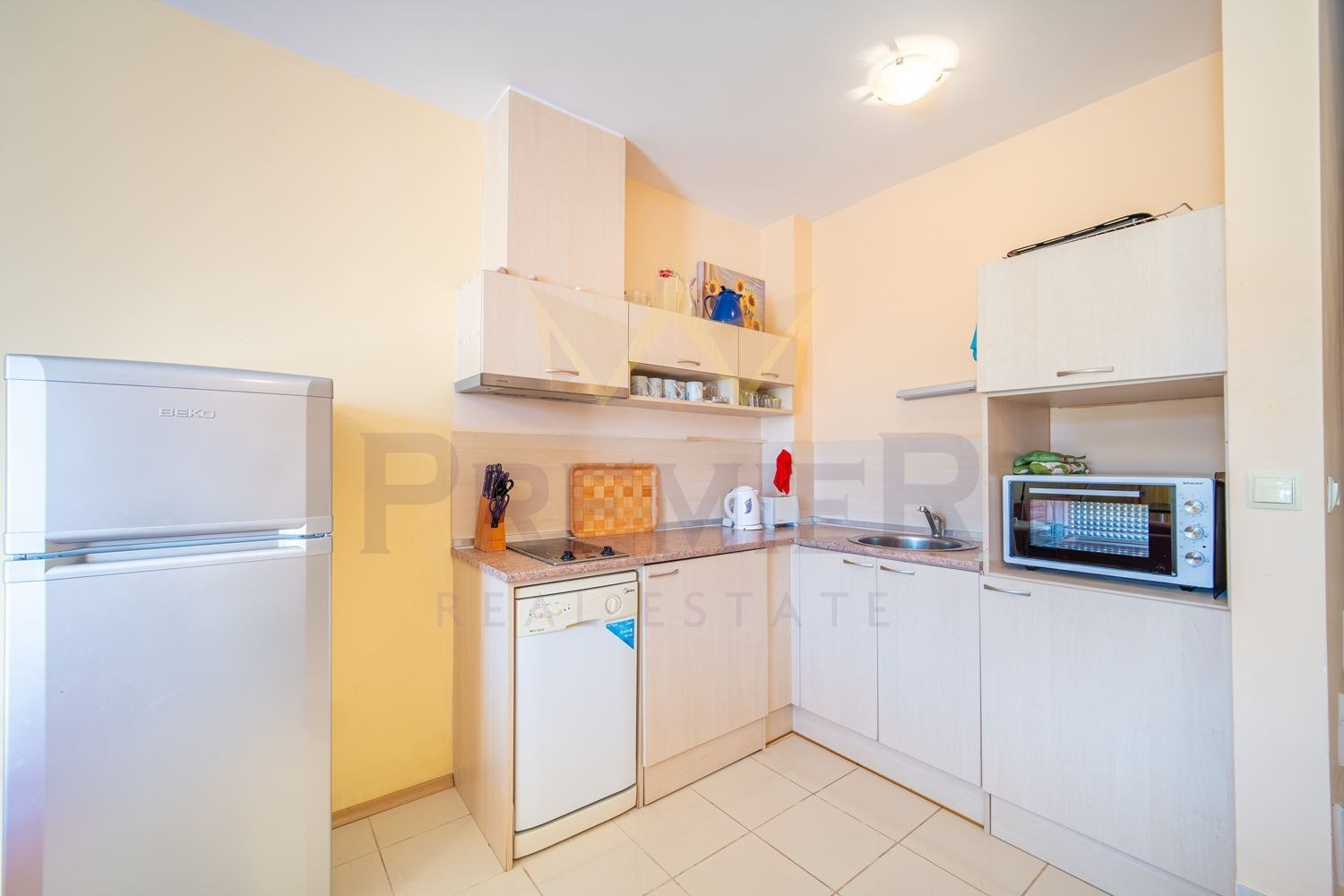 Продава КЪЩА, с. Рогачево, област Добрич, снимка 3 - Къщи - 53643052