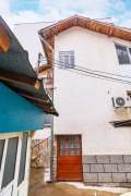 Продава КЪЩА, град Плевен, 9-ти квартал • 160000 € / 312932.80 лв. • 35713094 2