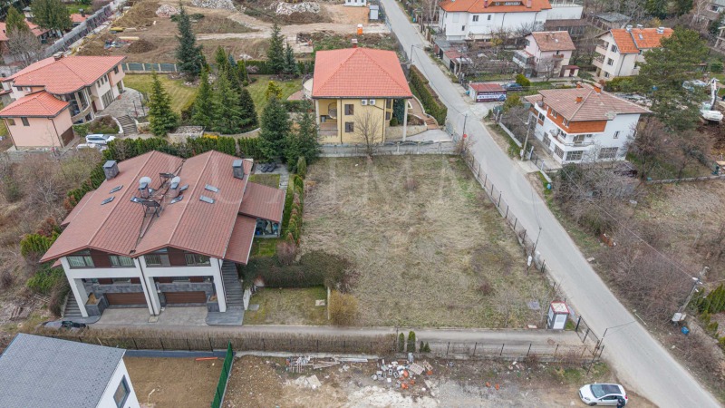 Продава ПАРЦЕЛ в град София, Симеоново - 3000 кв.м / При запитване, ЛУКСИММО