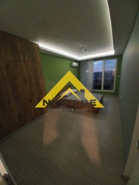 1 chambre Komatevski vazel, Plovdiv 3