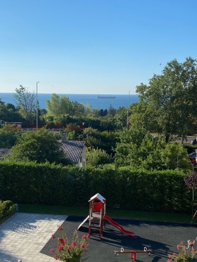 3 bedroom Briz, Varna 2