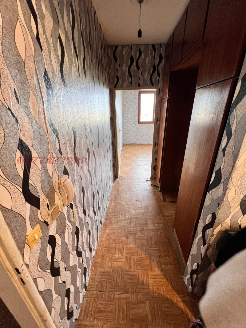 Продава 3-СТАЕН, гр. Сливен, Дружба, снимка 2 - Апартаменти - 52796101