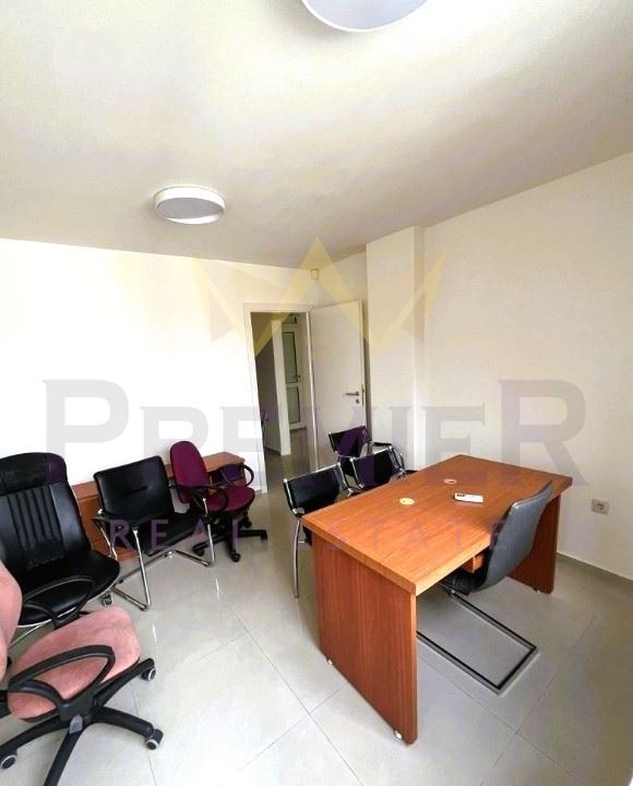 Te koop  Kantoor Sofia , Belite brezi , 120 m² | 16709974 - afbeelding [3]