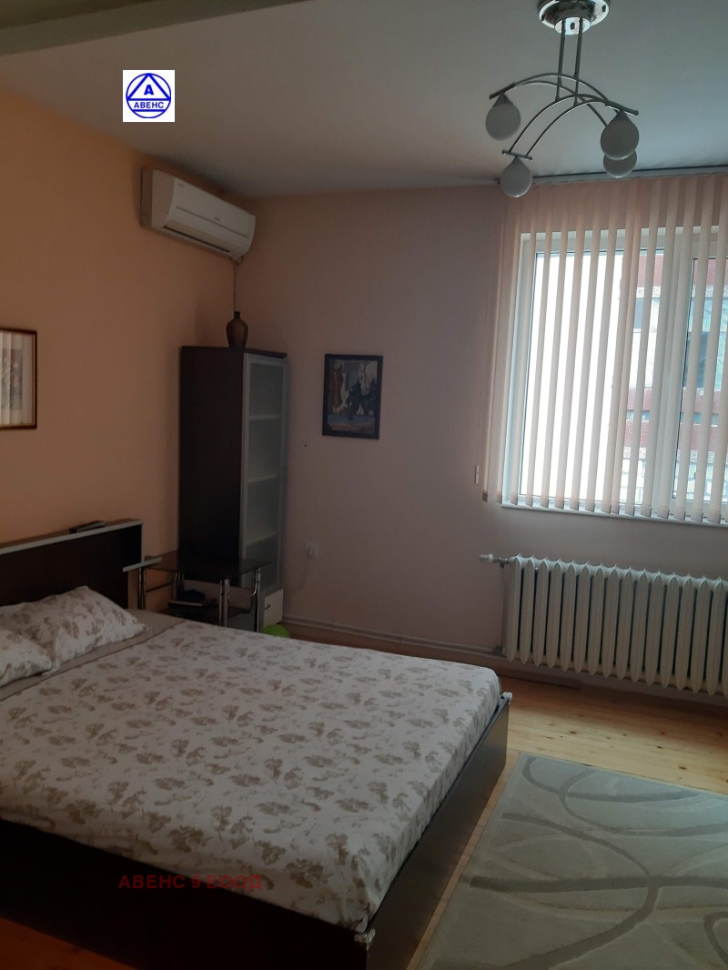 Продава  Етаж от къща град Плевен , Идеален център , 88 кв.м | 70030078 - изображение [6]