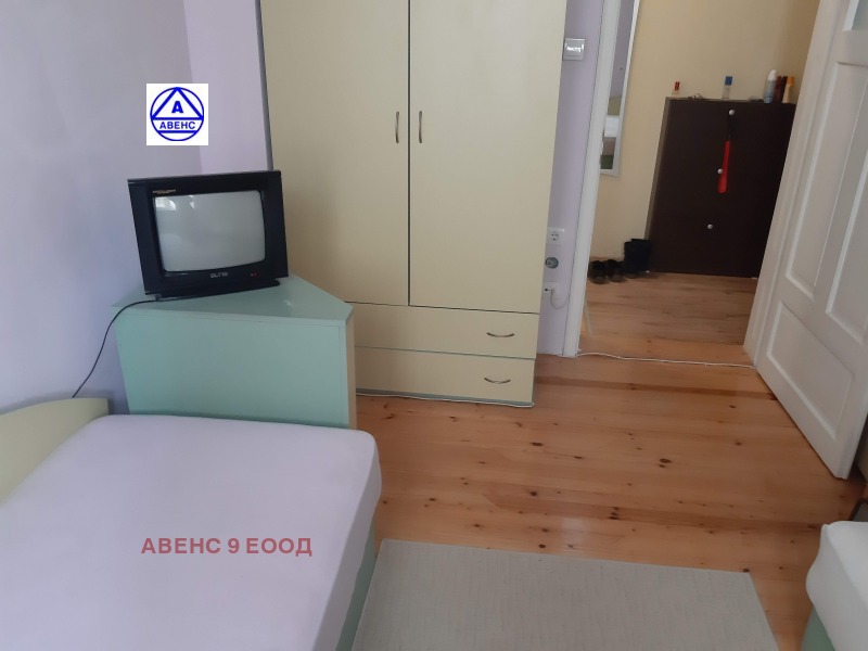 Продава  Етаж от къща град Плевен , Идеален център , 88 кв.м | 70030078 - изображение [9]