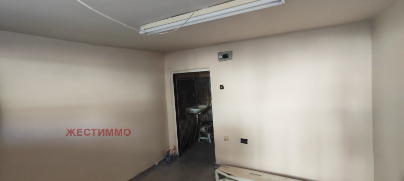 Na prodej  Prodejna Varna , Centar , 12 m2 | 83842346 - obraz [3]