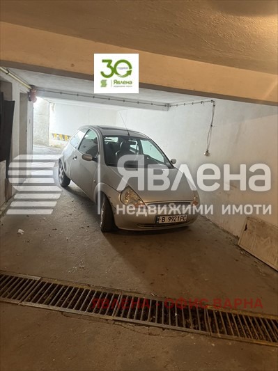 Продава ГАРАЖ, ПАРКОМЯСТО, гр. Варна, Гръцка махала, снимка 2 - Гаражи и паркоместа - 53459996