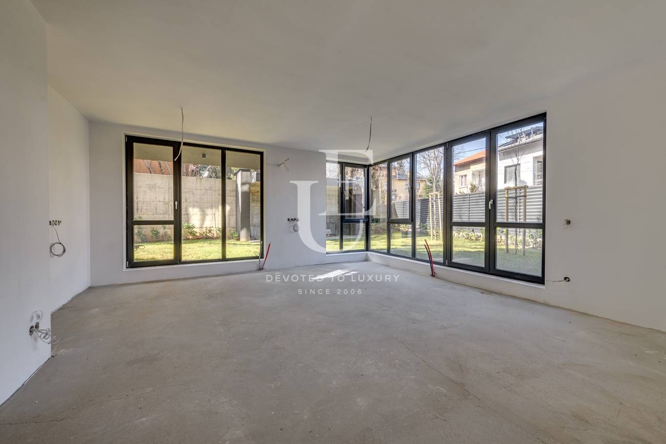 Продава 4-СТАЕН, гр. София, Овча купел