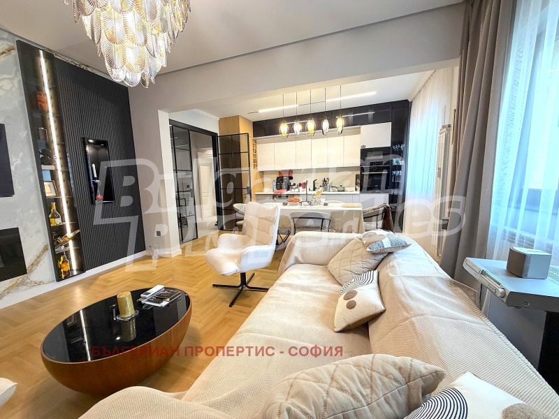 Продава 3-СТАЕН в град София, Център - 115 кв.м / 580 000 € » 1 134 381.40 лв., БЪЛГЕРИАН ПРОПЕРТИС - СОФИЯ