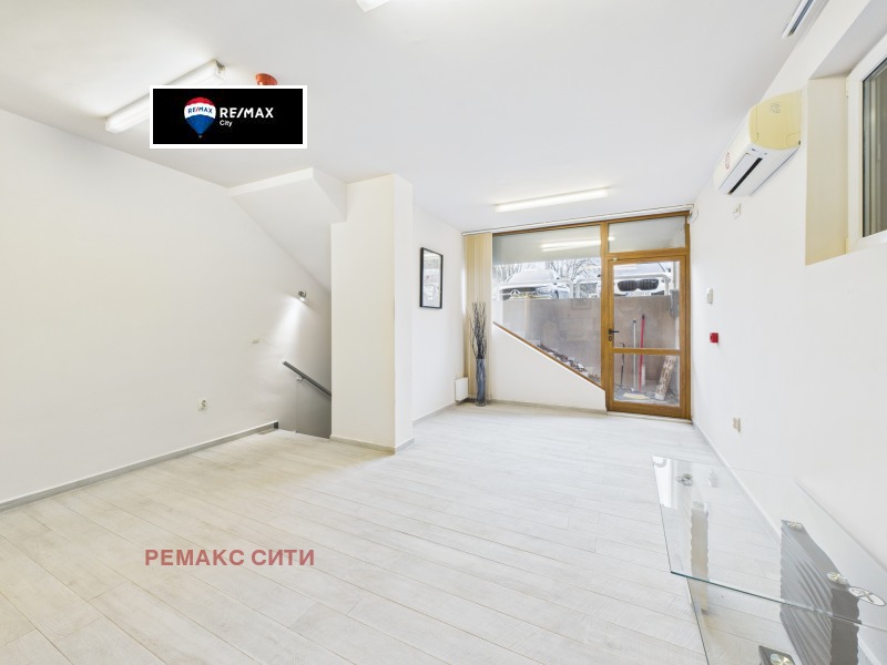 Продава МАГАЗИН в град София, Лозенец - 179 кв.м / 270 000 € » 528 074.10 лв., РЕМАКС СИТИ