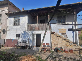 Casa Novo selo, región Veliko Tarnovo 2