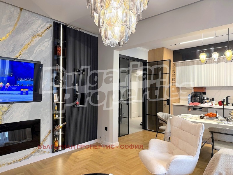 Продава 3-СТАЕН, гр. София, Център, снимка 15 - Апартаменти - 53442047