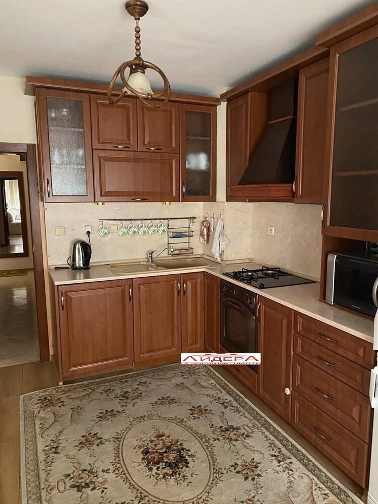 Продава МНОГОСТАЕН, гр. Пловдив, Център, снимка 3 - Aпартаменти - 49209667