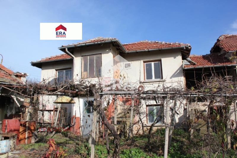 Продава КЪЩА, с. Владиня, област Ловеч, снимка 2 - Къщи - 56560796