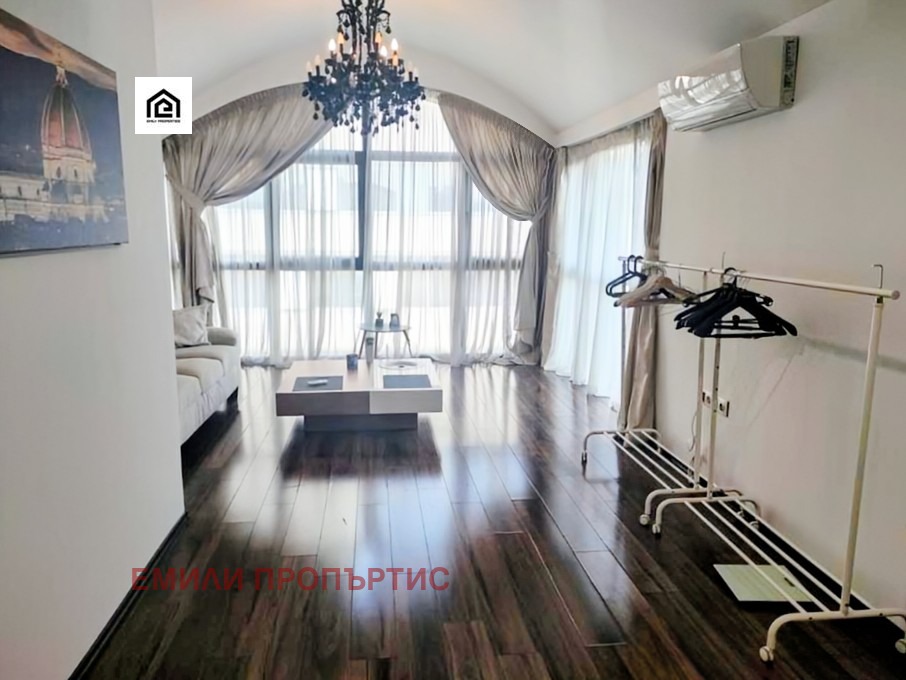 Продава 2-СТАЕН, гр. София, Оборище