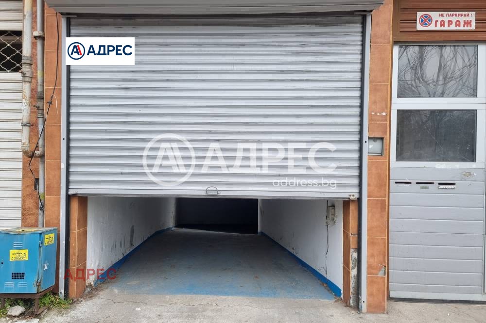 Продава ГАРАЖ, ПАРКОМЯСТО, гр. Варна, Окръжна болница-Генерали, снимка 4 - Гаражи и паркоместа - 53993634