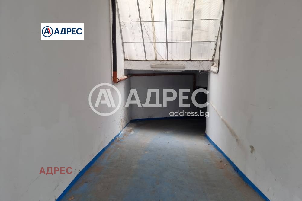 Продава ГАРАЖ, ПАРКОМЯСТО, гр. Варна, Окръжна болница-Генерали, снимка 3 - Гаражи и паркоместа - 53993634